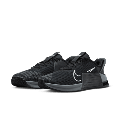 最新☆トレーニングシューズ☆Nike Metcon 9 EasyOn☆お早めに！ Amazon.com | NIKE Metcon 9 EasyOn Men's Workout Shoes DZ2615